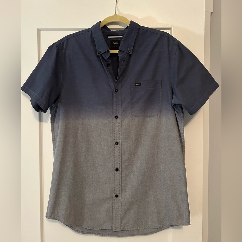 RVCA Men’s Short Sleeve Button Down Shirt